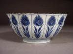 康熙 Kangxi blue and white aster bowl