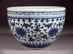 康熙 Kangxi blue & white fish bowl with scrolling lotus decor