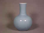 乾隆 Qianlong Clair de Lune Bottle Vase