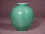 乾隆 Qianlong apple green small jar